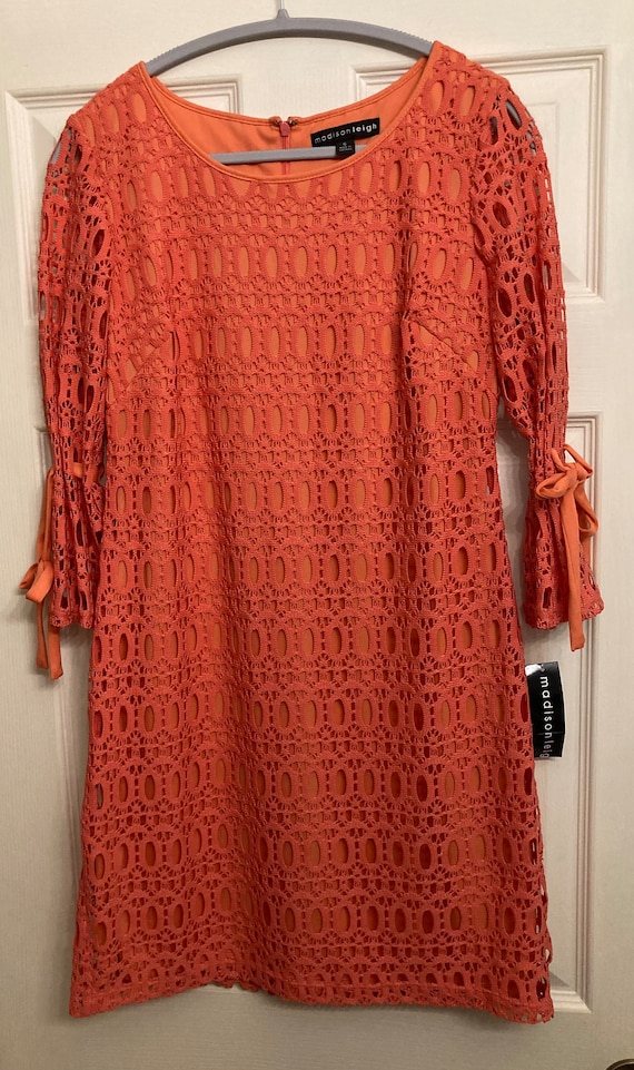 Madison Leigh NWT Size 6 Coral Lace Overlay Dress Madison Leigh NWT Size 6 Coral Lace Overlay Dress