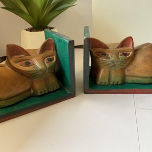 Hand carved Wooden Folk Art Cats Bookends Whimsy Cat