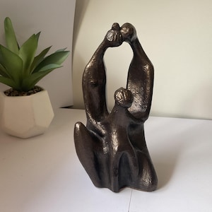 Austin Productions Family Circle With Child Midcentury Art Figurine Sculpture