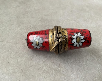 Limoges porcelain thimble trinket box pin holder