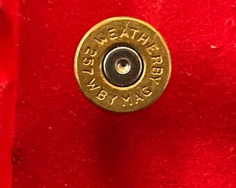 Weatherby .257 mag bullet tie tac/pin