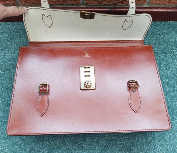 Medium Brown / Chestnut Vintage Leather Briefcase… - image 7