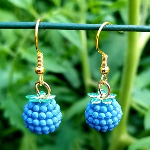 Pretty little Blueberry inspired earrings - gold hooks