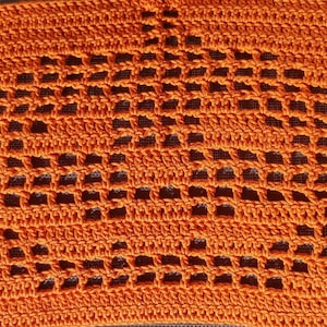 CROCHET PATTERN: Pumpkin Placemat | Filet Crochet