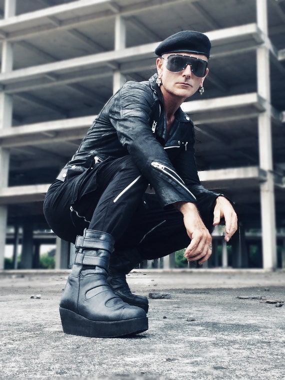 Handmade Leather Platform Ankle Boot - Androgynous Troop  display picture 1