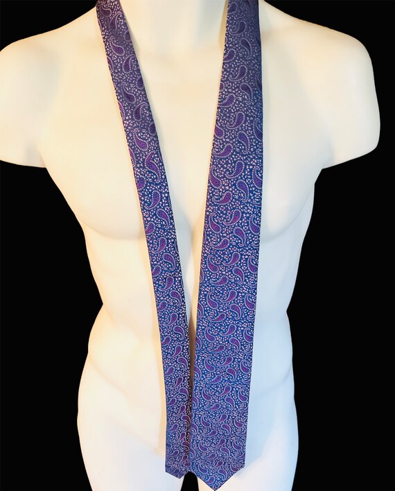 Charles Tyrwhitt Vintage Plum Paisley Tie Silk Neck Tie