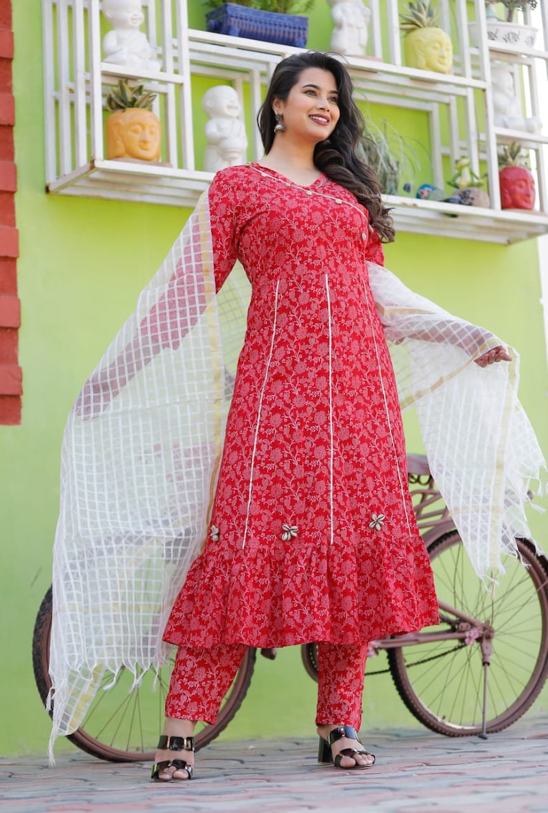 Party Wear Special Dress Indian Traditional Designer Beautiful Rayon Printed Kurti Palazzo Dupatta For Girls Women Reyon fabric Wedding