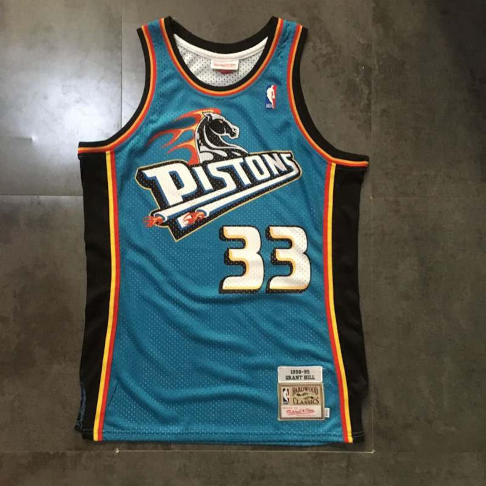 Throwback 33 Grant Hill Jersey Detroit Pistons Etsy