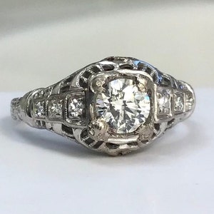 18kt Art Deco Antique Edwardian Genuine Diamond 18kt White gold engagement ring