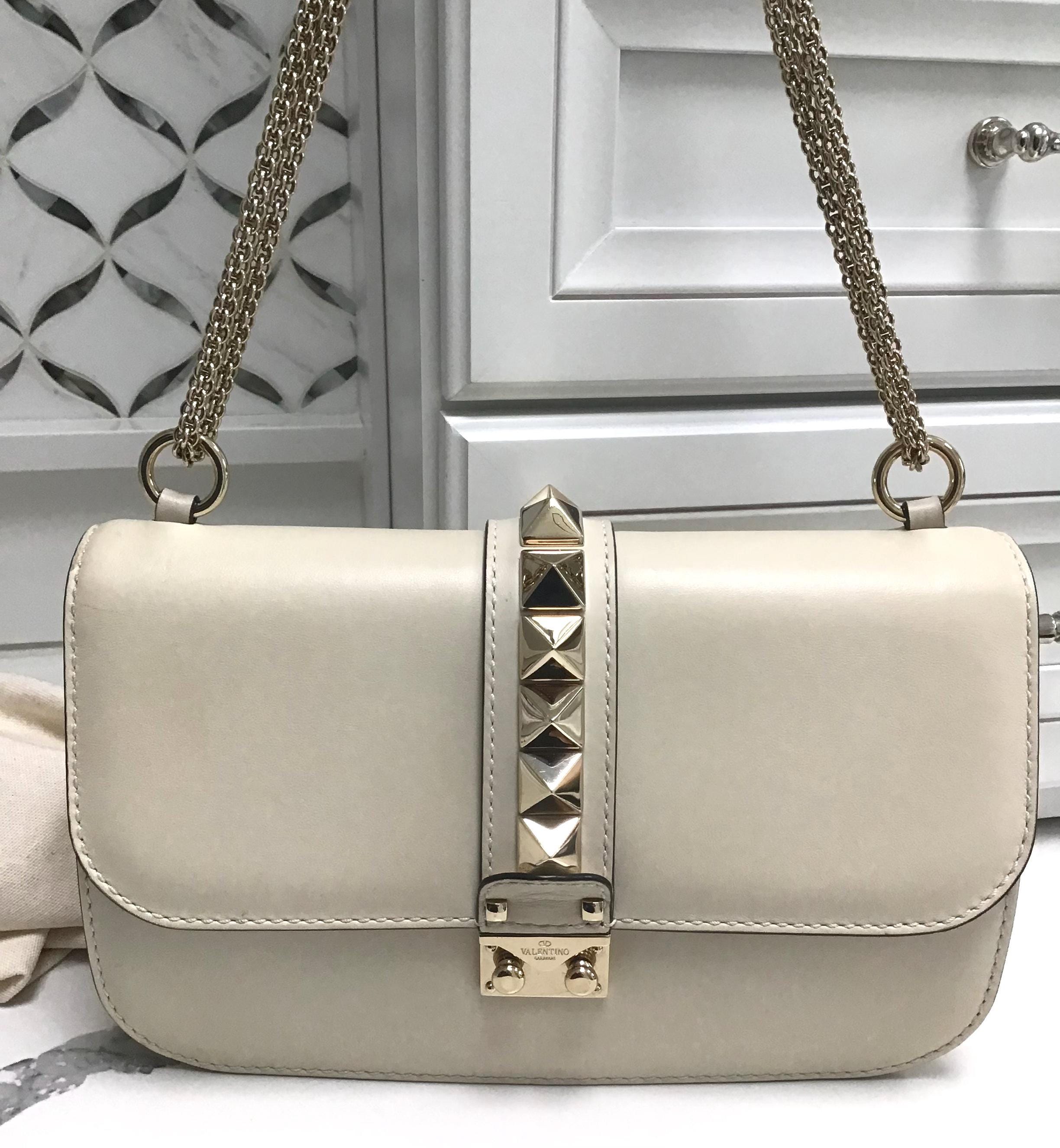 Valentino Garavani Rockstud AUTHENTIC Crossbody Leather Cream