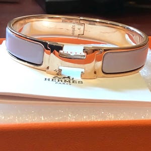 Authentic Hermes Enamel and Rose Gold-Tone Bangle Bracelet Les Cles bangle - Pink | Hermès USA main image 3