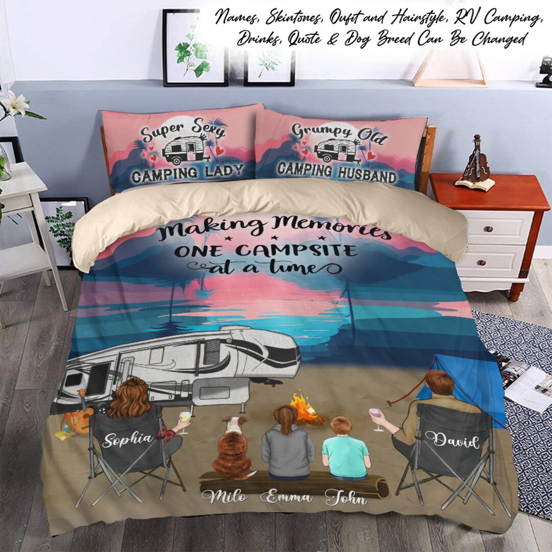Personalized Camping Quilt/Fleece Blanket/Pillow Cover - Adult/Couple/Single Parent/Parents with Up to 3 Pets - Gift Idea For Couple/Camping/Dog/Cat Lovers - Welcome To Our Campsite