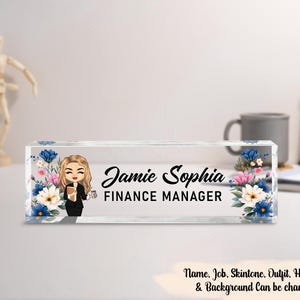 Placa de escritorio personalizada con diseño floral para oficina de hombre y mujer: regalo único para compañeros de trabajo, colegas, ascensos y graduaciones.