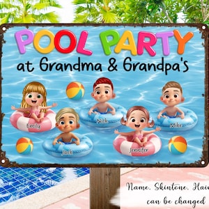 Puede incluir: Un letrero metálico rectangular con las palabras "POOL PARTY at Grandma & Grandpa's" en letras coloridas. El letrero presenta niños de dibujos animados en flotadores en una piscina, con los nombres Emily, Nick, Jack, Jennifer y Mike. También hay pelotas de playa coloridas.