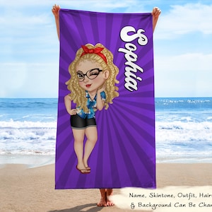 Mulher de desenho animado viajando na praia, piquenique de natação à beira da piscina - aniversário, presente de férias para ela, melhores amigos, família - toalha de praia personalizada