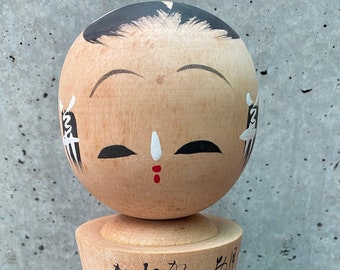 Vintage Japanse Kokeshi houten pop. Kokeshi-pop