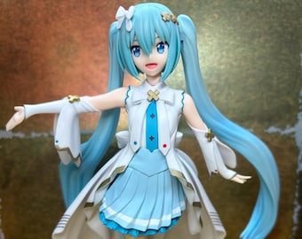 Hatsune Mikun the World of the Open Window Luminasta