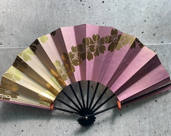 Abanico plegable japonés Sakura. Vintage