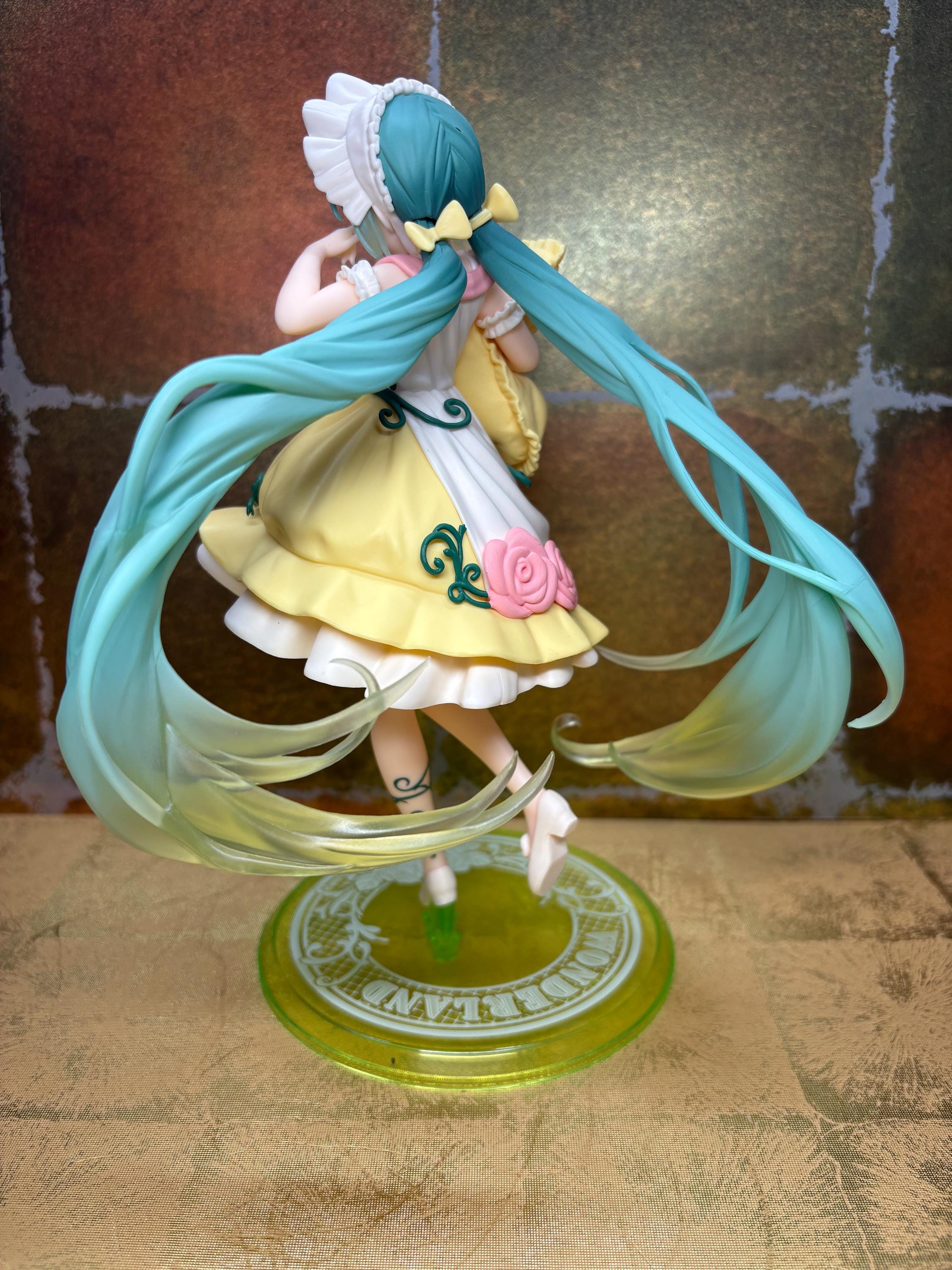 初音ミク ワンダーランドフィギュア 眠れる森の美女 - Etsy 日本
