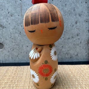 Vintage Japanese Kokeshi Wooden doll. Kokeshi doll