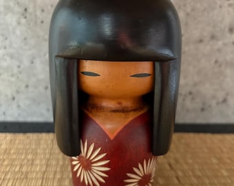 Vintage Japanse Kokeshi houten pop. Kokeshi-pop