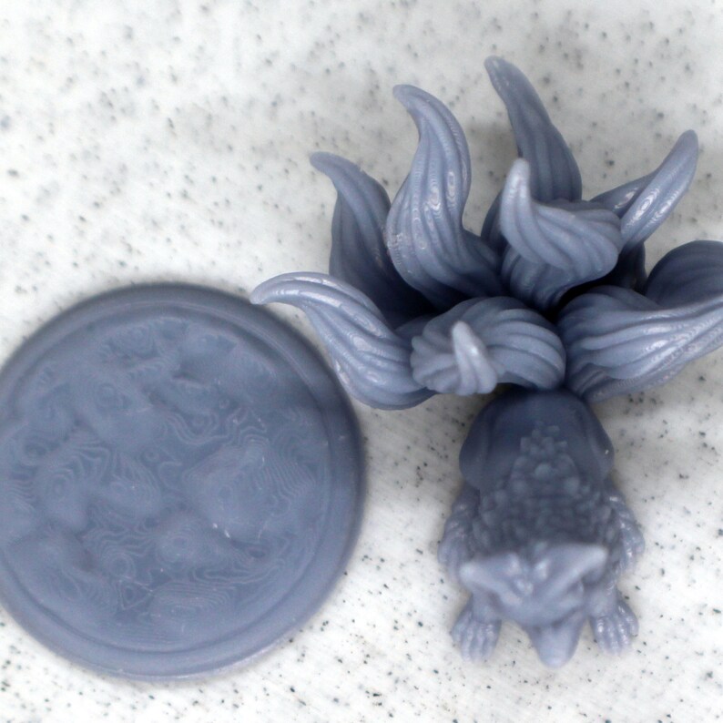 Kitsune 9 Tailed Fox Miniature Model for DnD and TTRPGs, 3D-Printed in Resin Base Separate