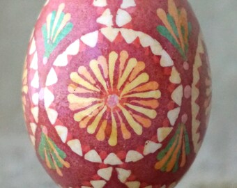 Traditional Lusatian/Wendish-style Batik Chicken Egg / Pysanka / Pysanki / Pysanky / Wax Resist / Easter Egg