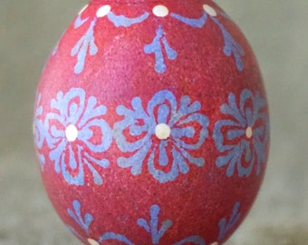 Traditional Lusatian/Wendish-style Batik Chicken Egg / Pysanka / Pysanki / Pysanky / Wax Resist / Easter Egg