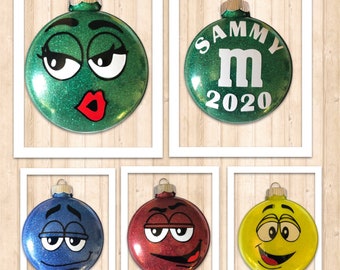 Personalized ornaments m&m’S