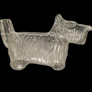 Vintage Scottie Dog Pipe Rest or Creamer