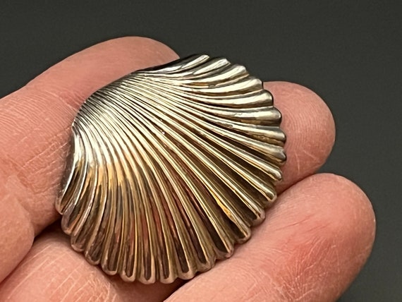 Sterling Silver Scallop Shell Pin - image 2