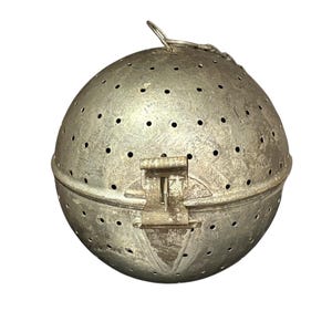 Vintage Ball Strainer
