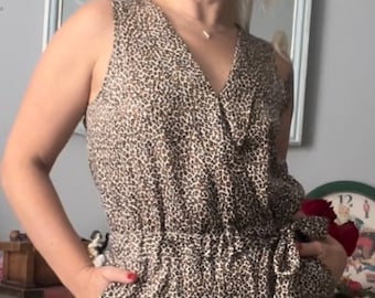 90s VTG Banana Republic Leopard Print Jumpsuit Pockets