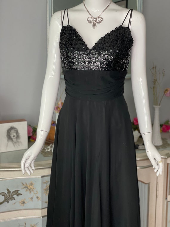 1960s Inky Black Sequined Evening Gown with Full … - image 5