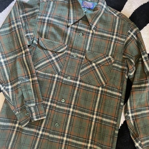1960s Deadstock Green Brown Plaid Pendleton Long Sleeve Vintage Men’s
