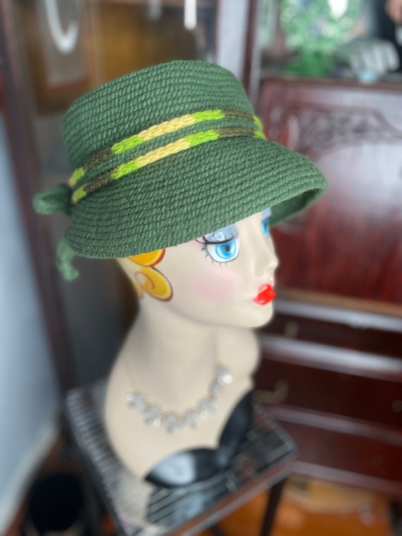 VTG 1960s Knit Cloche with Bow Green Yellow by Eve