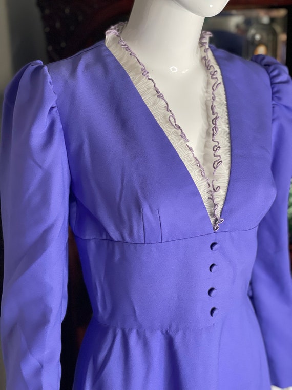 VTG 70s Lavender Lilac Prairie Dress w Ruffles Co… - image 9