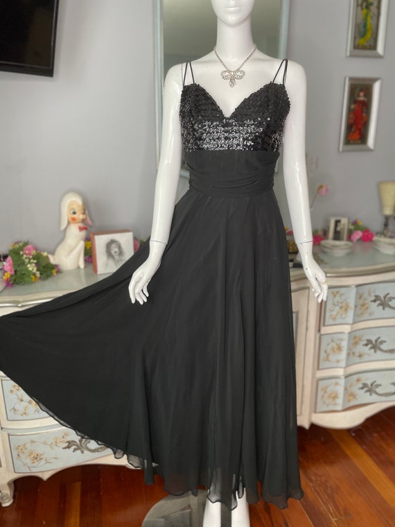 1960s Inky Black Sequined Evening Gown with Full … - image 3