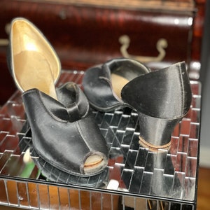 Schwarz 1940er Jahre Daniel Green Boudoir Hausschuhe Heels Marie Antoinette Pinup