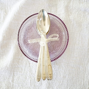 Vintage Spoons set of 4-Vintage Teaspoons-Antique Silver Spoon-Vintage Silverware Set-Antique Teaspoon Set-Vintage Spoons-Silverplate Spoon