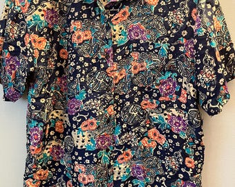 Vintage Womens Unisex Top Blouse 100% Silk Novelty Print Pattern Button Front Size Large