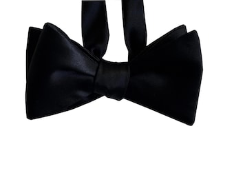 Jedwabna muszka męska – Midnight Black – Ręcznie robiona – Samozawiązywana, Darmowa wysyłka