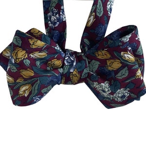 Men&#39;s silk Bow Tie - Fragrance Summer - Flowers on Burgundy Bow Tie - One of a Kind - Handcrafted - Self-Tie