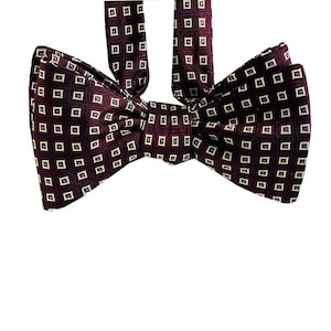 Silk Bow Tie for men - Gentlemen - Geometric Burgundy Bow Tie - Handmade from high-Quality Silk - One of a kind - self-tie