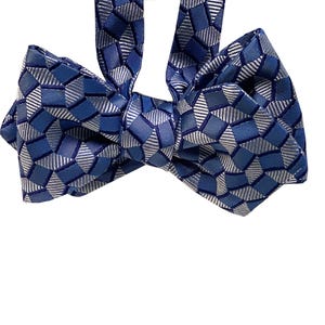 Men&#39;s silk Bow Tie - Geometric Blue Bow Tie - One of a Kind - Handcrafted - Self-Tie - Free Shipping