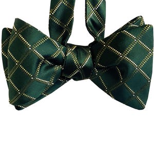 Silk Bow Tie for men - Dark Green Bow Tie - One of a kind - Handcrafted - Self-tie