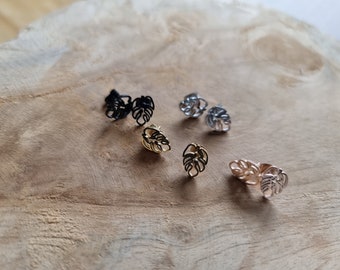 Monstera stud earrings