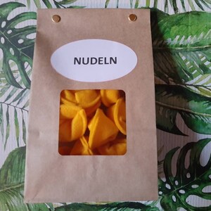 Nudeln Tortellini aus Filz für die Puppenküche oder den Kaufmannsladen, 1Packung mit 10 Tortellini aus Filz, Zubehör für die Puppenküche Bild 7