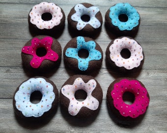 4er Set Donuts aus Filz für die Puppenküche oder den Kaufmannsladen- Feltfood, verschiedene Farben wählbar, Zubehör für die Puppenküche