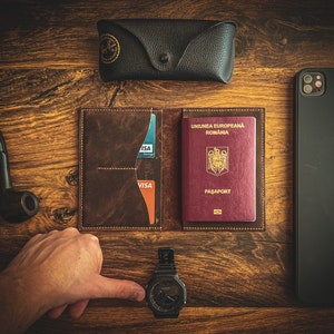 Reisebrieftasche - EVENTYR EDC Leder Passport Cover, beunruhigt Leder Passport Inhaber / Notebook-Cover, personalisierte Leder Geschenk